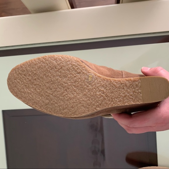 Gianni Bini Brown Leather Ankle Wedge Boots - Picture 5 of 6